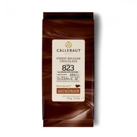 Callebaut Callebaut 823NV Natural Vanilla 33% Milk Chocolate Callets - 10 kg 823NV-595