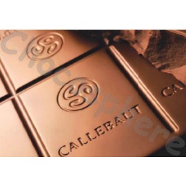 Callebaut Callebaut 823NV Natural Vanilla 33% Milk Chocolate Bloc - 5 kg 823NV-132