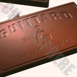 Guittard Guittard Belmont 35% Milk Chocolate Couverture Bloc - 10 lb 0340 C50BX 0340C50BX