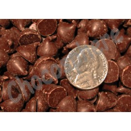 Guittard Guittard Traditional 46% Semisweet Dark Chocolate Chips Box - 25 lb 0146 C25X 0146C25X